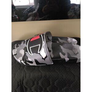 Men's Champion Camo Slides Size 10